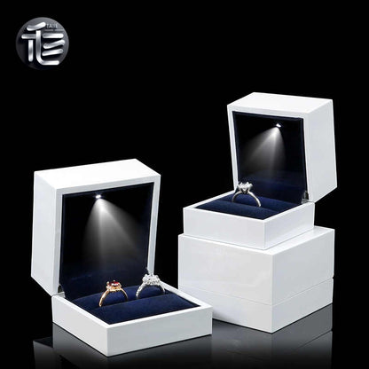 5pcs LED Jewelry Box with Light for Necklace Ring and Bracelet Gift1