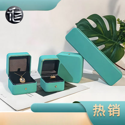 Luxury Jewelry Gift Box,Bridal Jewelry Box – Wedding Day Keepsake Organizer for Bride, Personalized Name & Date Gift