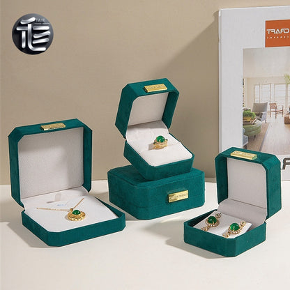 Christmas Jewelry Gift Box – Festive Velvet Ring & Necklace Box, Holiday Present for Her