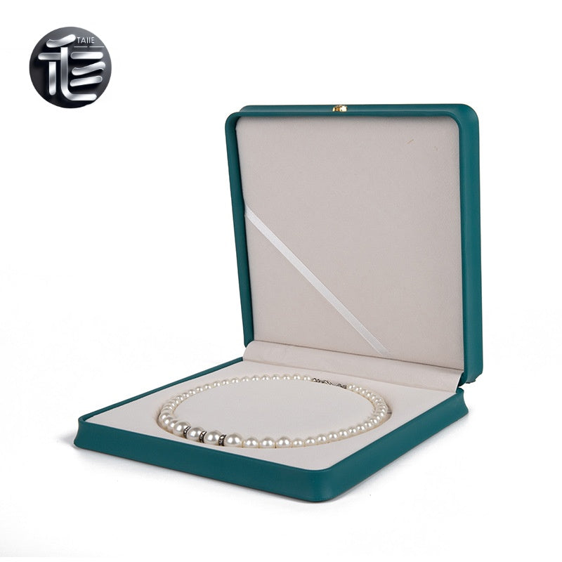 Bridal Jewelry Box – Wedding Day Keepsake Organizer for Bride, Personalized Name & Date Gift,pearl box,pearl necklace