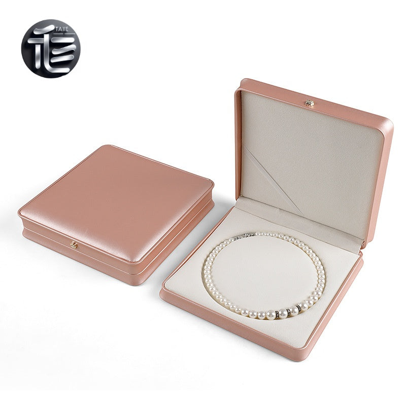 Bridal Jewelry Box – Wedding Day Keepsake Organizer for Bride, Personalized Name & Date Gift,pearl box,pearl necklace