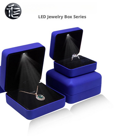 5pcs LED Jewelry Box with Bat Heart Ring for Gothic Proposal and Gift
