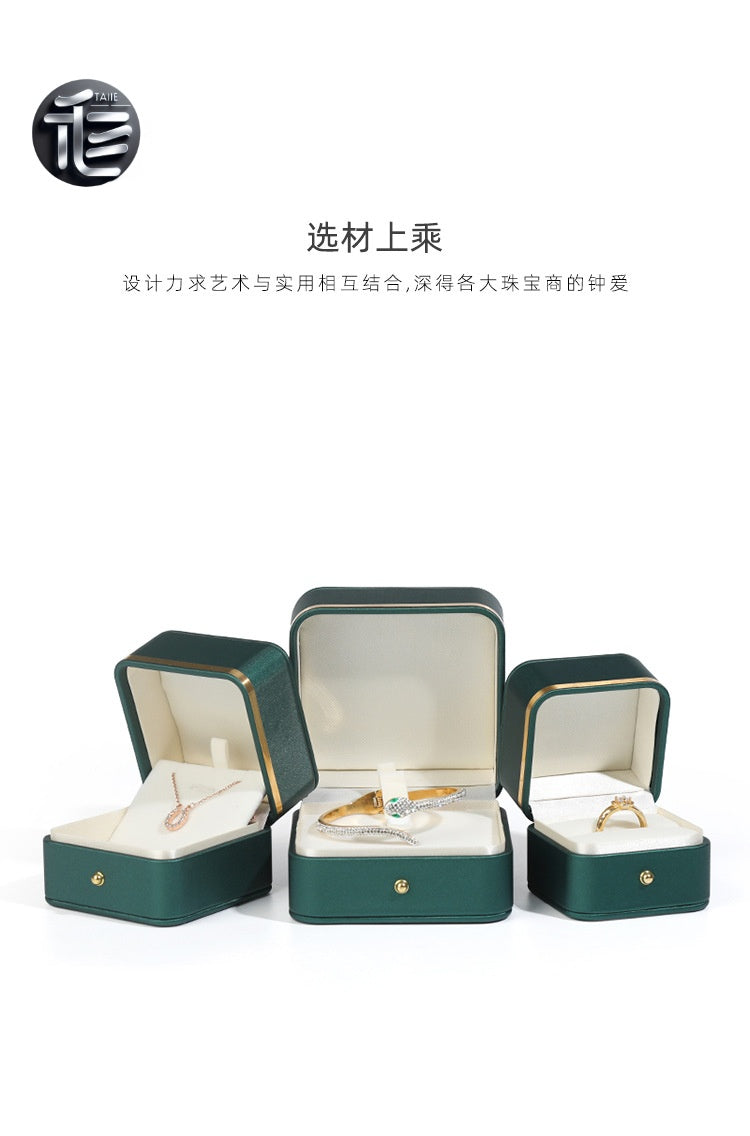 Luxury Jewelry Gift Box,Bridal Jewelry Box – Wedding Day Keepsake Organizer for Bride, Personalized Name & Date Gift