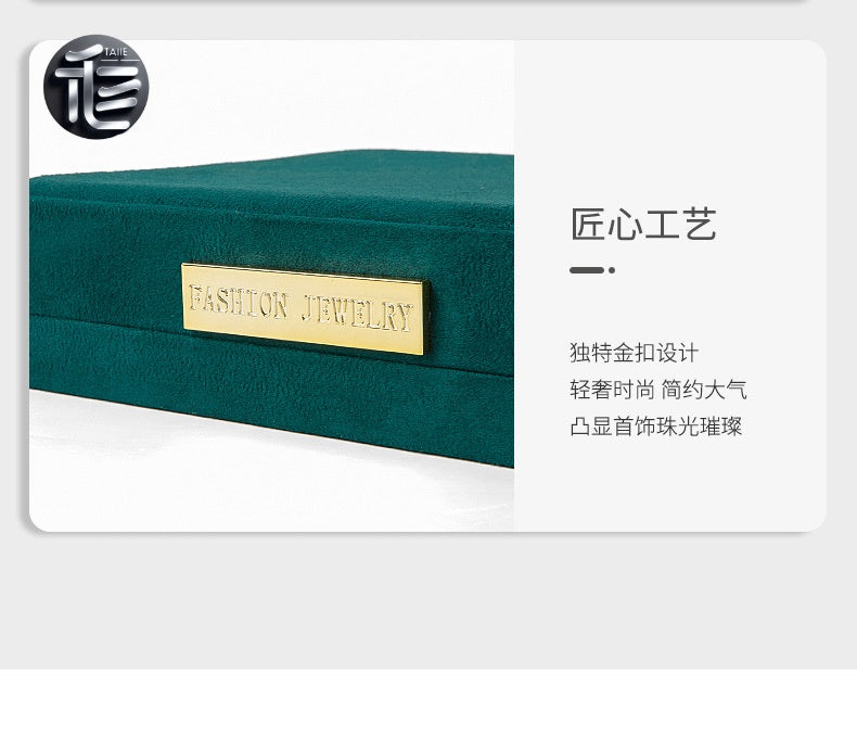 Christmas Jewelry Gift Box – Festive Velvet Ring & Necklace Box, Holiday Present for Her