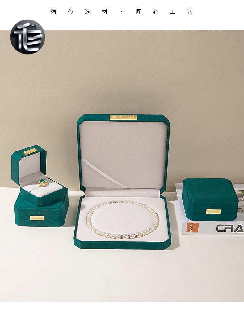 Christmas Jewelry Gift Box – Festive Velvet Ring & Necklace Box, Holiday Present for Her