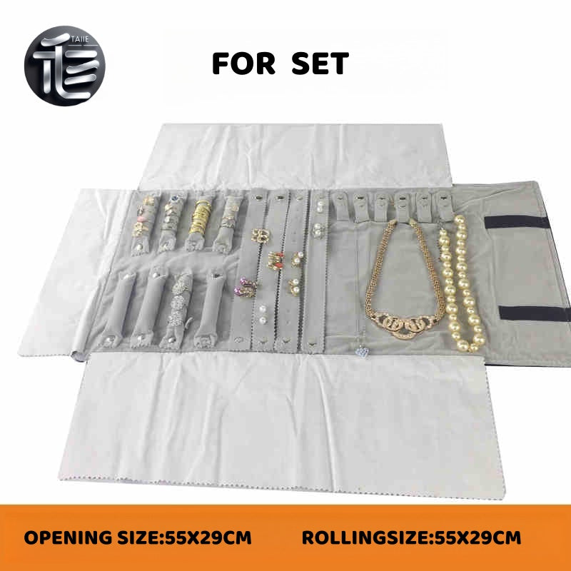 Jewelry roll,Jewelry travel case,Velvet jewelry roll,Leather jewelry organizer,Jewelry pouch,Compact jewelry roll