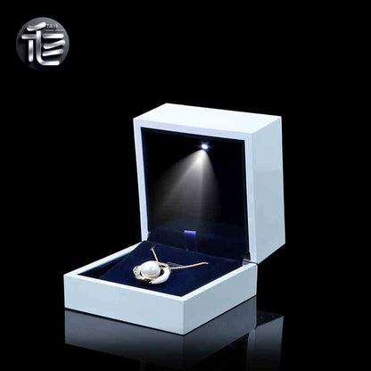 5pcs LED Jewelry Box with Light for Necklace Ring and Bracelet Gift1