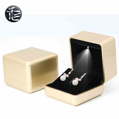 5pcs White LED Jewelry Box with Pink Velvet Interior for Ring and Necklace